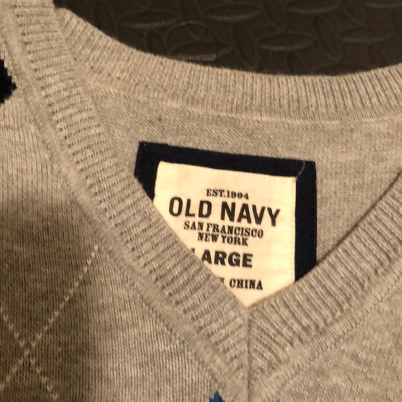 old navy vest - Picture 4 of 5